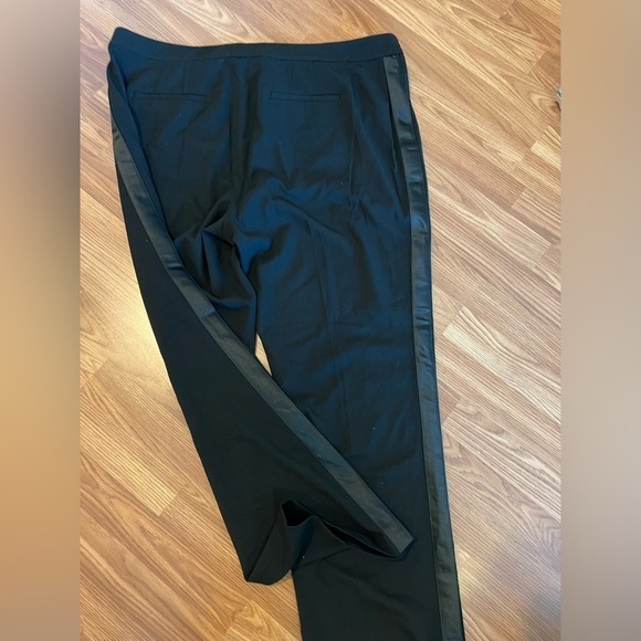 Lauren Ralph Lauren
Plus Size Tuxedo Stripe High-Rise Pants - Picture 5 of 16